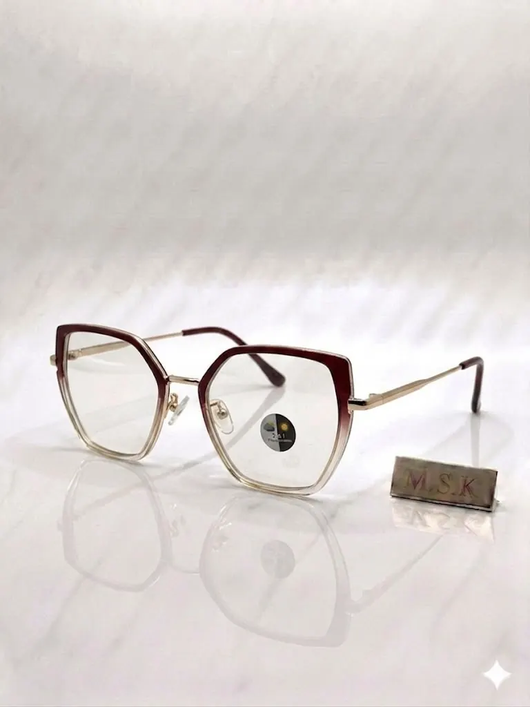Photochromic burgundy frame
